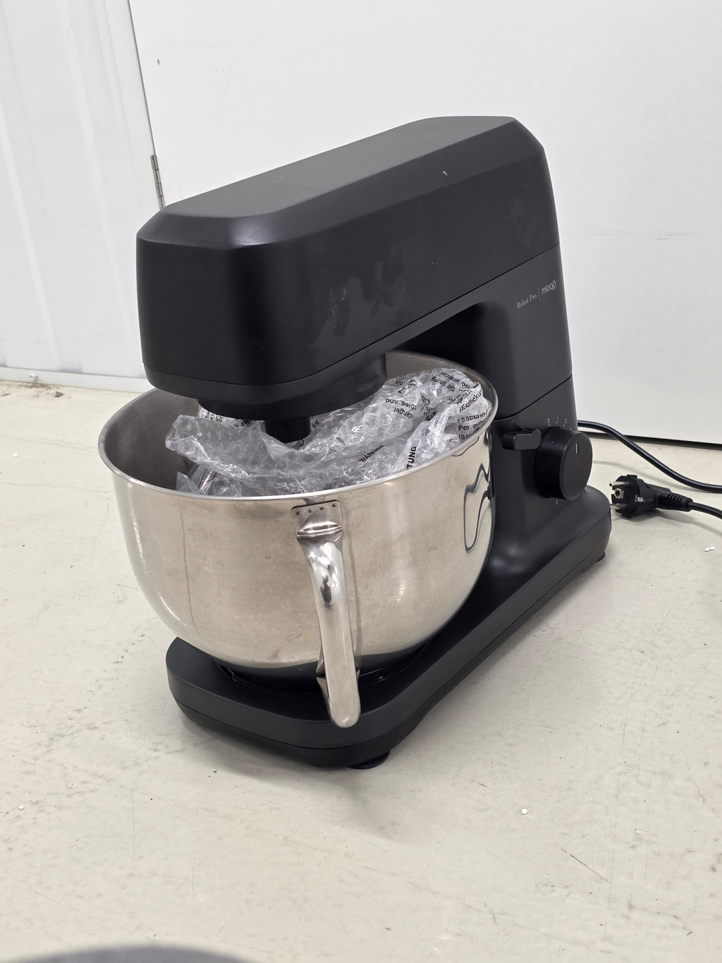 MIOGO MRPM2 Stand Mixer & Pastry Robot